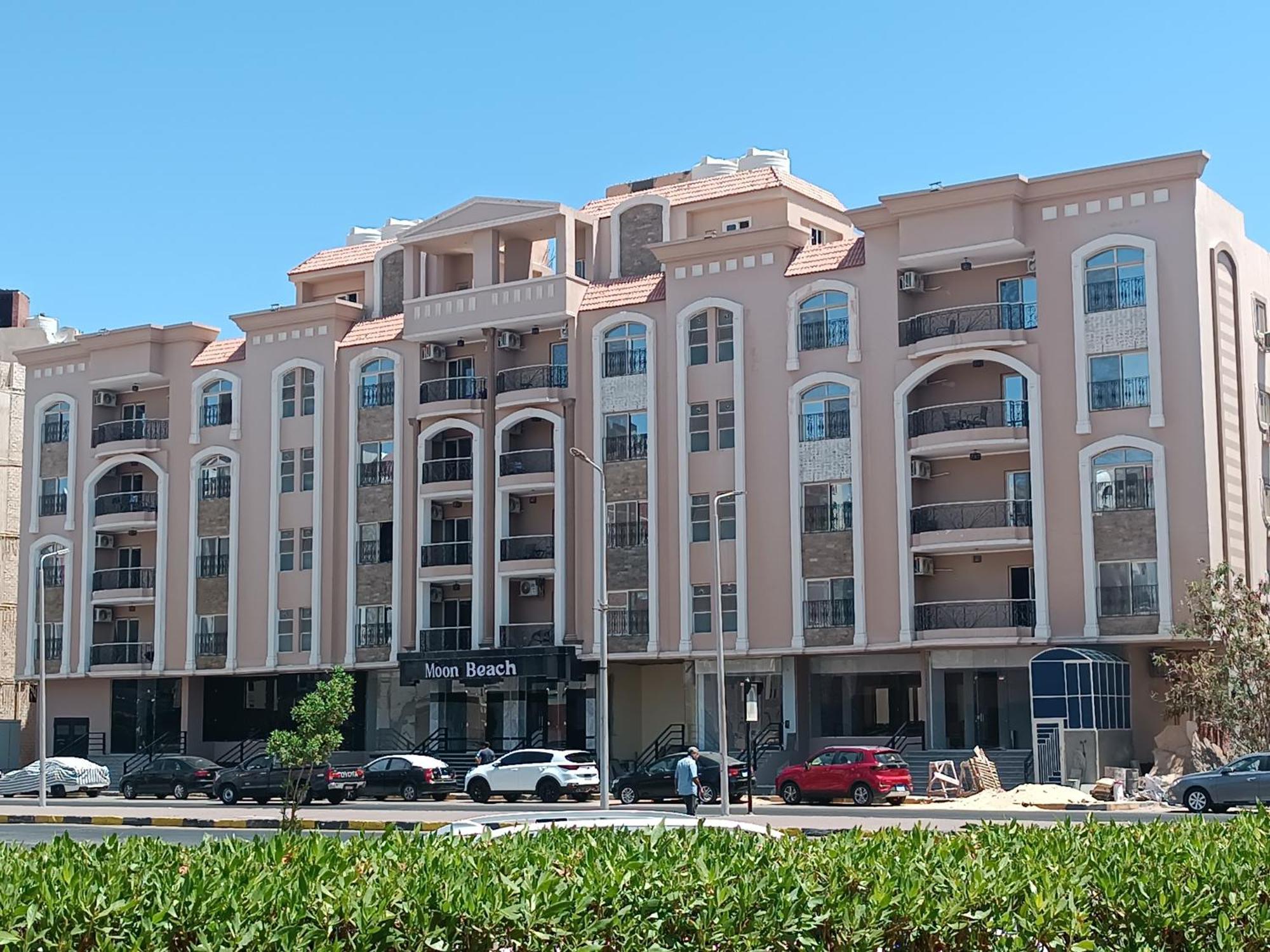 2 * Hurghada