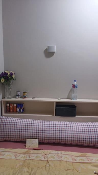 Apartment 2 *